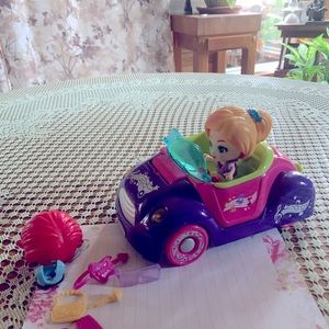 V-Tech Flipsies Jazz’s Convertible and Stage